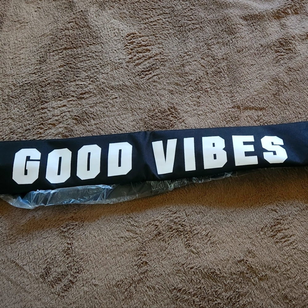 PINK Victoria Secrets Good Vibes cooler